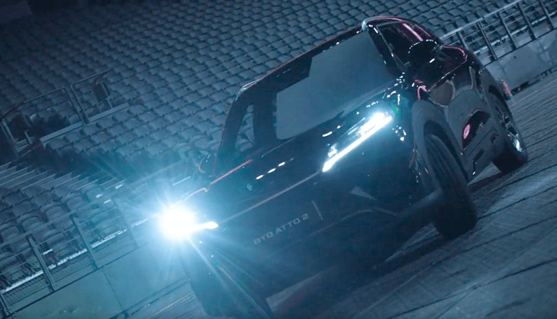 Voiture BYD à Paris La Défense Arena