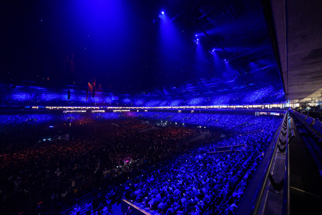Vue intérieur de la salle au concert de Lenny Kravitz depuis les loges de Paris La Défense Arena