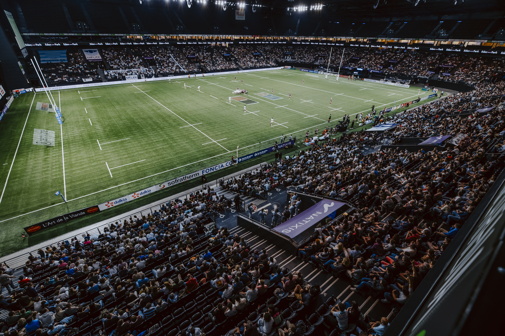 Terrain de Paris La Défense Arena lors du match Racing 92 vs ASM Clermont le 27 septembre 2025